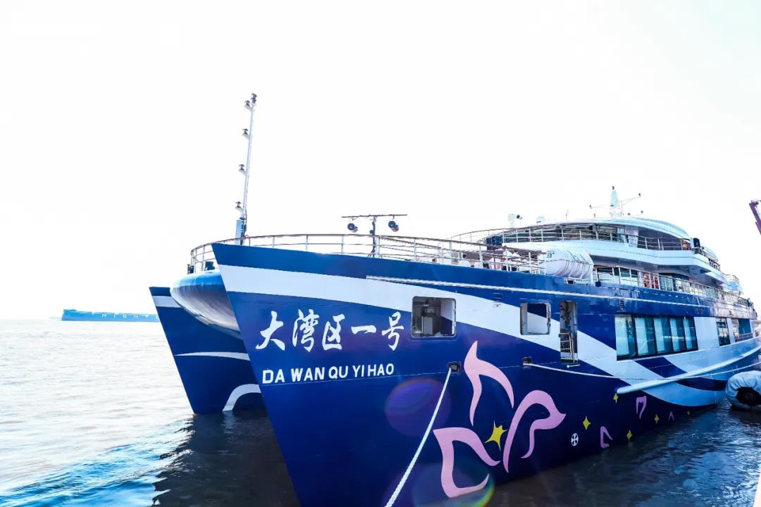 GVS用光打造“海上的移動豪華城堡”，
